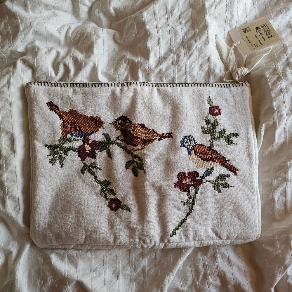 Sezane x Baziszt Large Pouch - Bird Embroidery - NWT - Picture 2 of 10